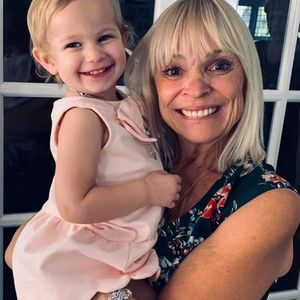 Meet your Posher, Christine